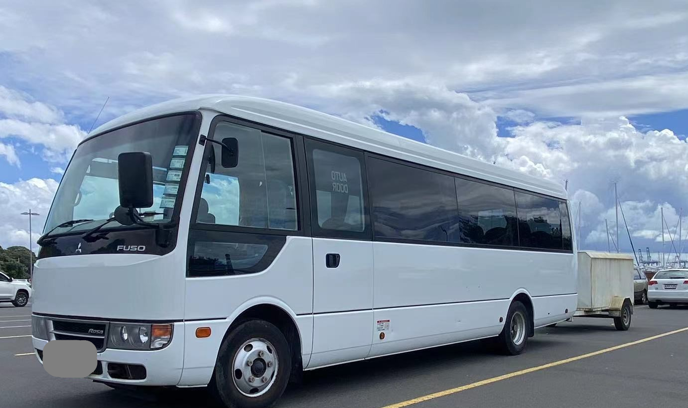 Our Coaches – Arc Coach